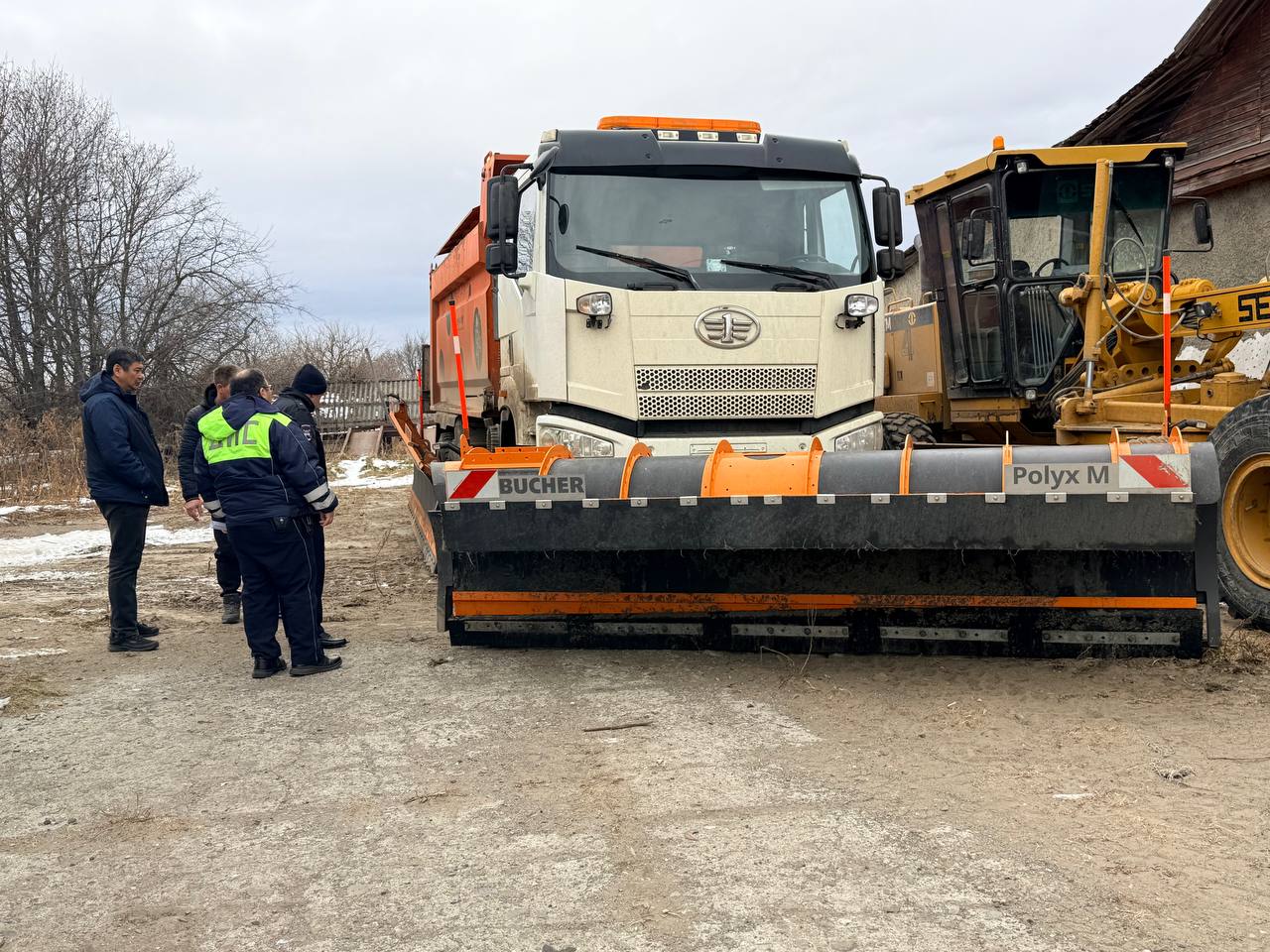 Сотрудники Госавтоинспекции провели профилактические визиты в МУП «ПКК-І» и АО «Специализированное Сотрудники Госавтоинспекции провели профилактические визиты в МУП «ПКК-І» и АО «Специализированное