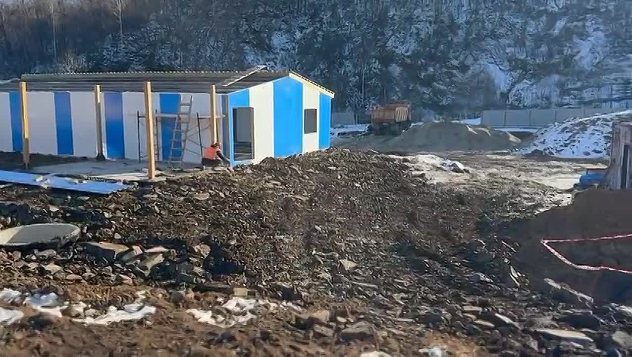 Строительство комплекса очистных сооружений продолжается в Вахрушеве