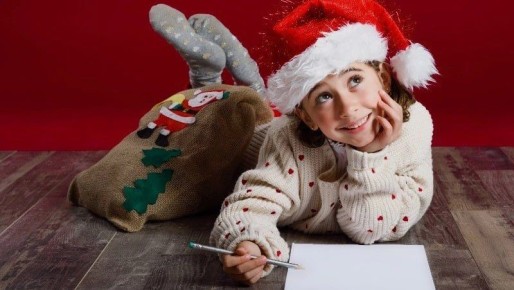 Все мы сами волшебники. Начальник отдела продвижения и таргетинга, журналист Мария Суханова — о том, как в день рождения Деда Мороза важно не только ждать чудес, но и самим становиться волшебниками для других