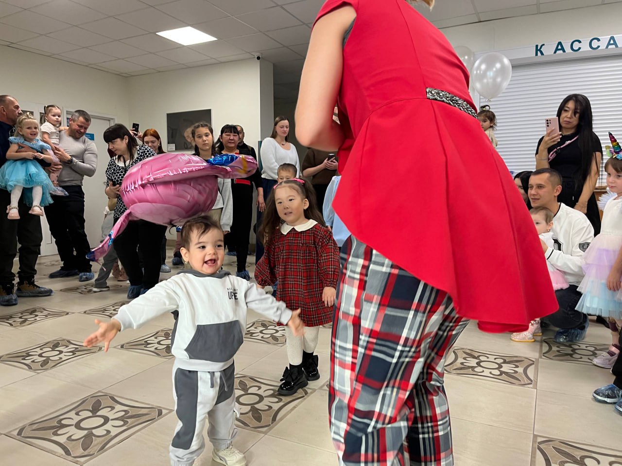 Перинатальный центр Южно-Сахалинска отметил День недоношенного ребенка Перинатальный центр Южно-Сахалинска отметил День недоношенного ребенка