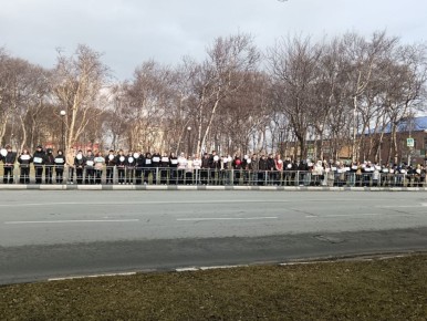 Акция в память о жертвах ДТП в Корсакове