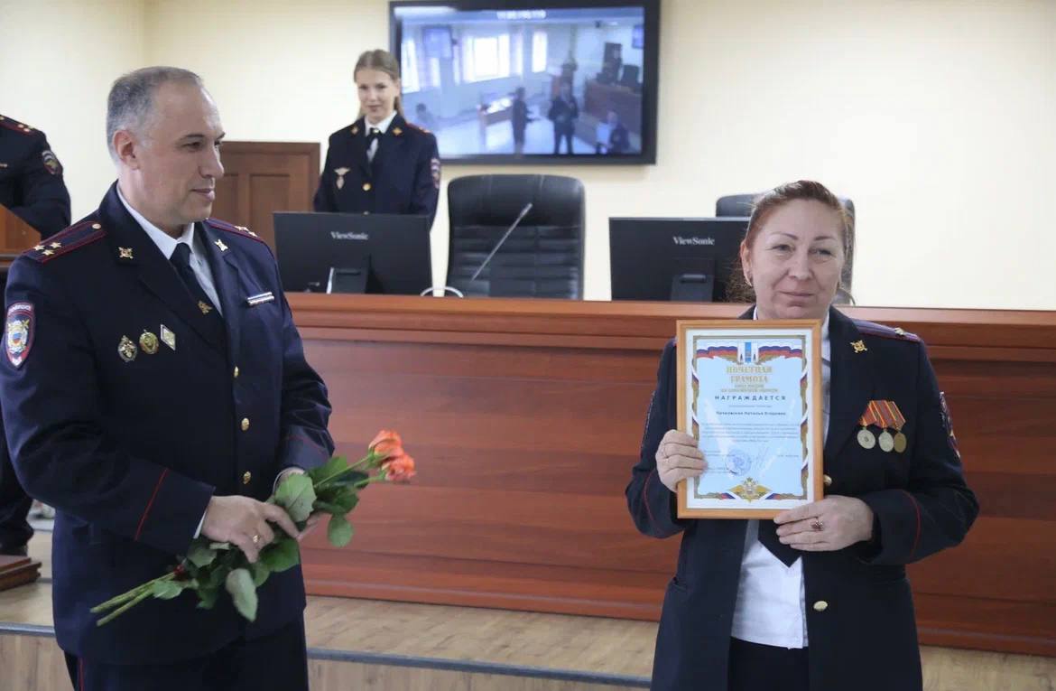 Сегодня,в честь профессионального праздника – Дня участкового уполномоченного полиции,в Управлении МВД России по Сахалинской области прошло торжественное мероприятие Сегодня,в честь профессионального праздника – Дня участкового уполномоченного полиции,в Управлении МВД России по Сахалинской области прошло торжественное мероприятие