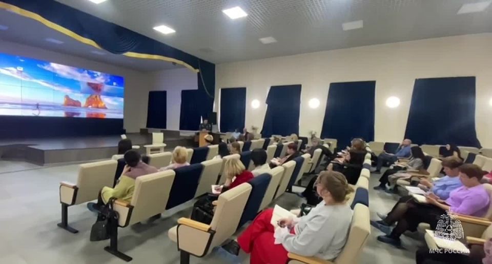 Инспекторы ГПН встретились с заведующими детских садов