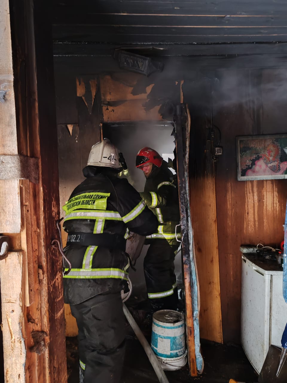 В Тымовском районе при пожаре в частном доме погиб человек В Тымовском районе при пожаре в частном доме погиб человек