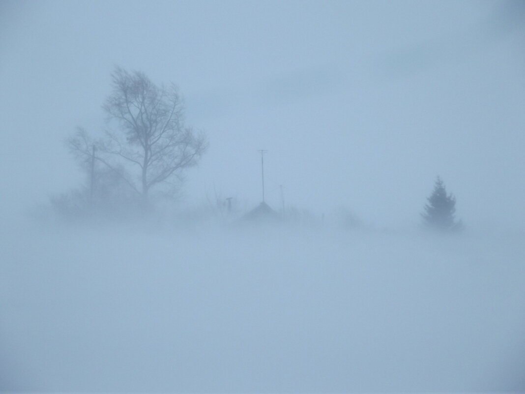 В Тымовском районе закрыли для движения автотранспорта участок трассы Южно-Сахалинск - Оха