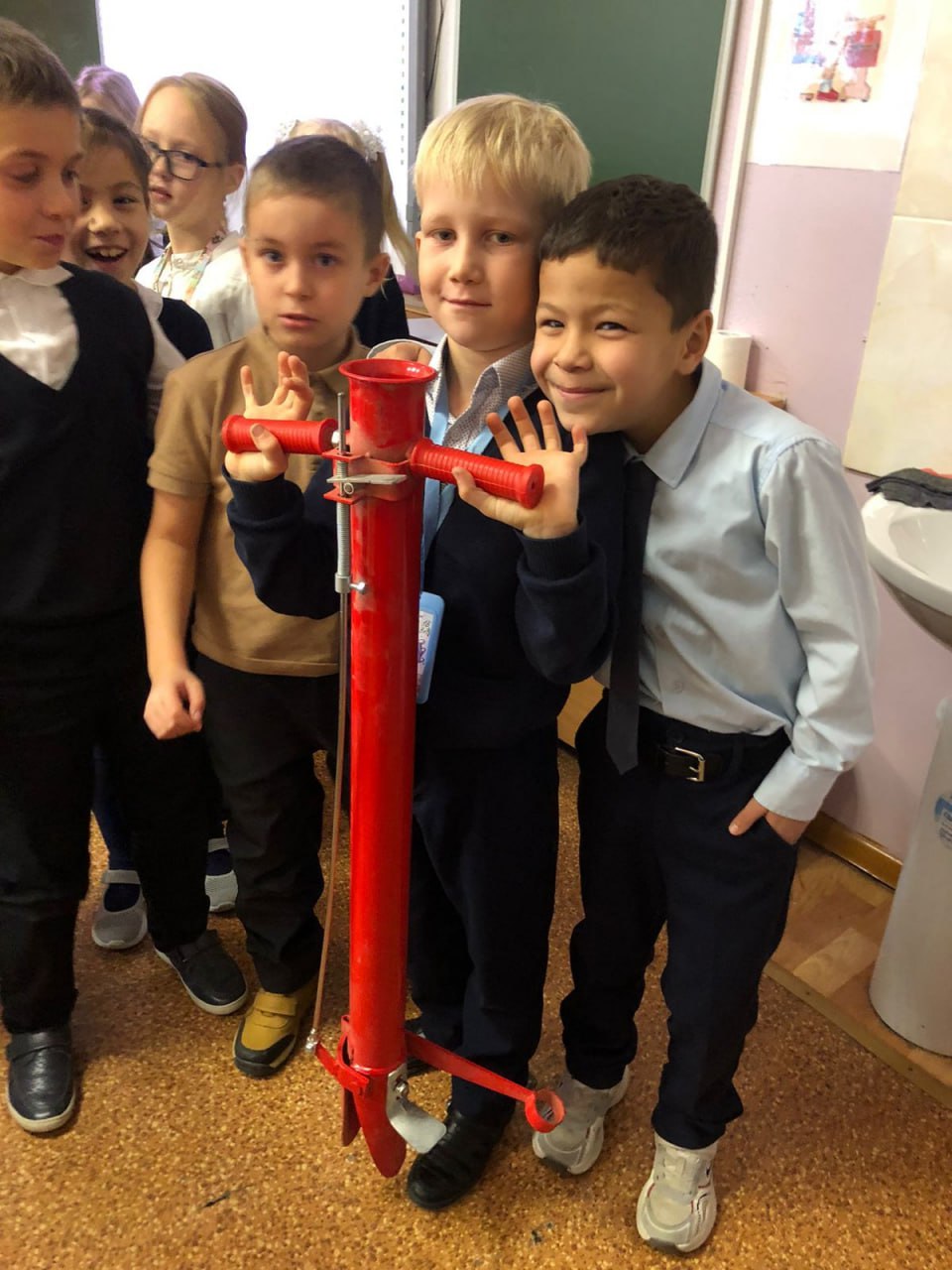 Необычный экологический урок прошел для первоклассников Южно-Сахалинска Необычный экологический урок прошел для первоклассников Южно-Сахалинска