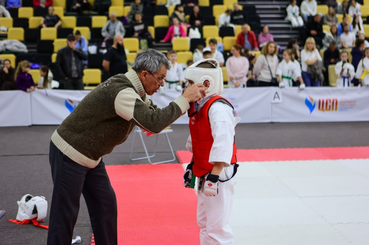 На Сахалине определили победителей областных соревнований по киокусинкай На Сахалине определили победителей областных соревнований по киокусинкай