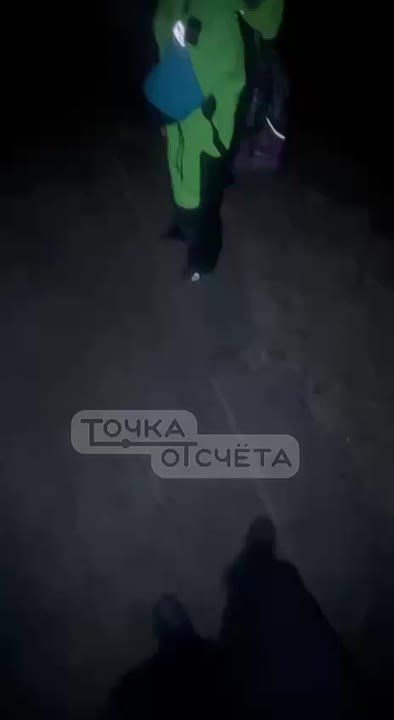 Сахалинцы подняли вопрос освещения трассы в Березняках, вдоль которой уже "висит много венков"