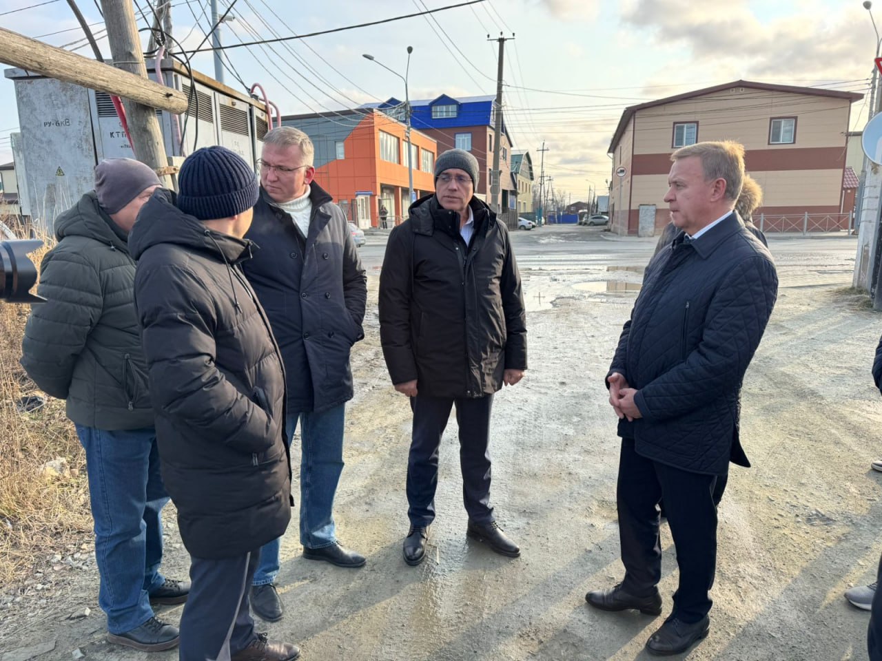 Названа вероятная причина потопа у "Спутника" в Южно-Сахалинске: разработан план действий Названа вероятная причина потопа у "Спутника" в Южно-Сахалинске: разработан план действий