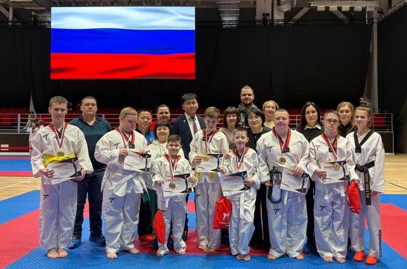 На Сахалине впервые состоялся турнир по тхэквондо-пхумсэ среди спортсменов с интеллектуальными нарушениями