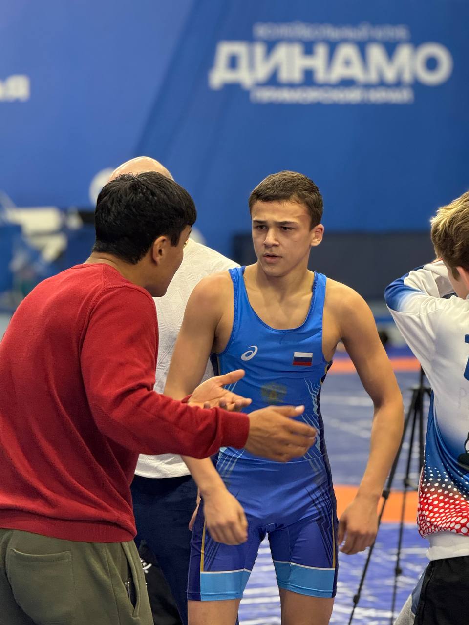 Сахалинские борцы завоевали 15 медалей на Кубке Губернатора Приморского края Сахалинские борцы завоевали 15 медалей на Кубке Губернатора Приморского края