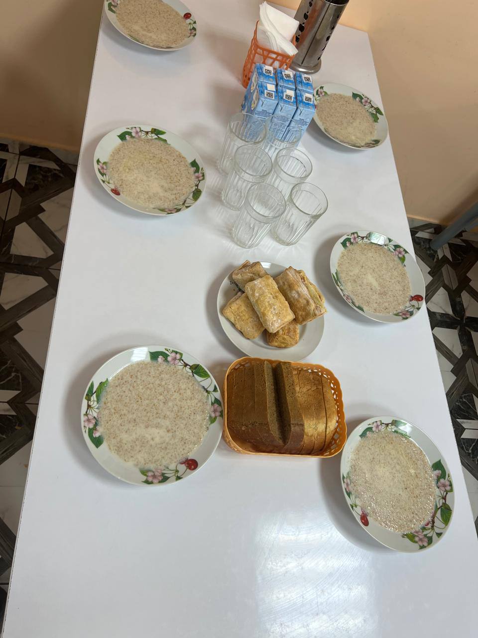 Детей в школе Южно-Сахалинска будут реже кормить макаронами с сыром Детей в школе Южно-Сахалинска будут реже кормить макаронами с сыром