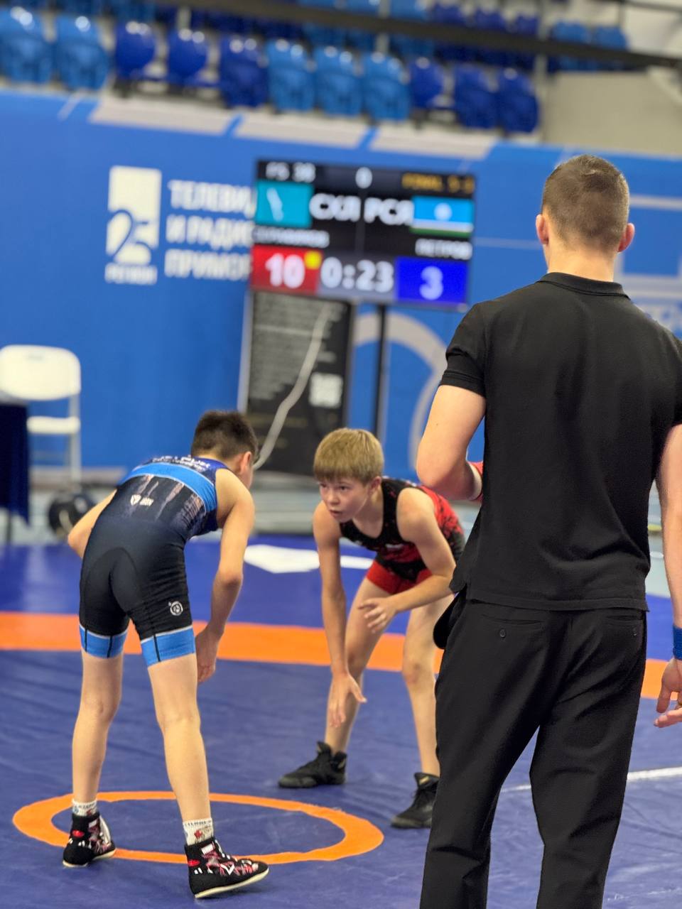 Сахалинские борцы завоевали 15 медалей на Кубке Губернатора Приморского края Сахалинские борцы завоевали 15 медалей на Кубке Губернатора Приморского края