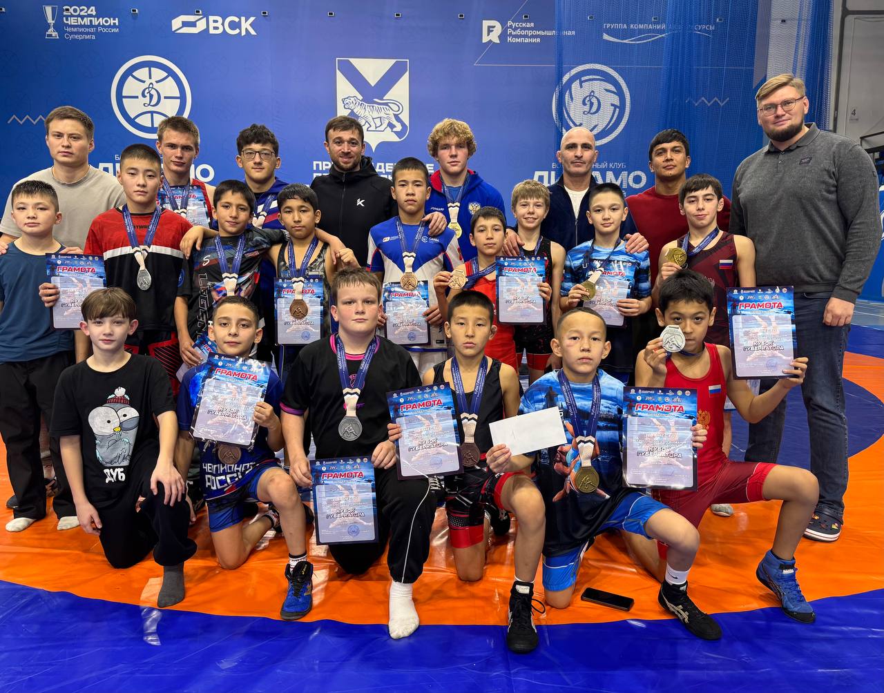 Сергей Надсадин: Начнём утро со спортивных новостей