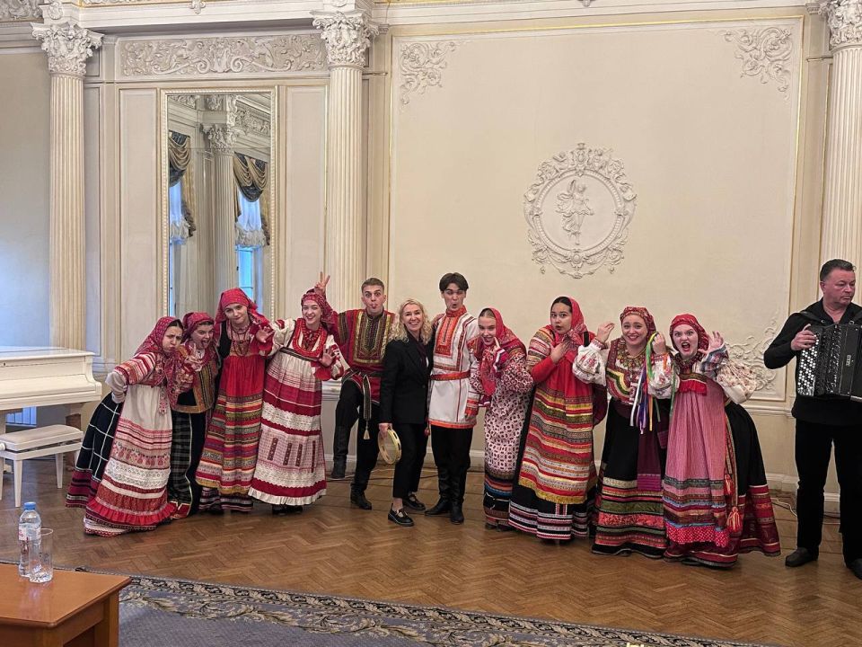 Сахалинские исполнители народной песни успешно выступили на конкурсе в Санкт-Петербурге