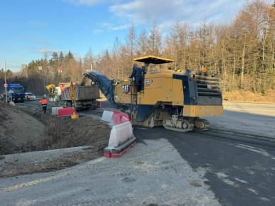  :     &quot;&quot;   &quot;&quot;  4 