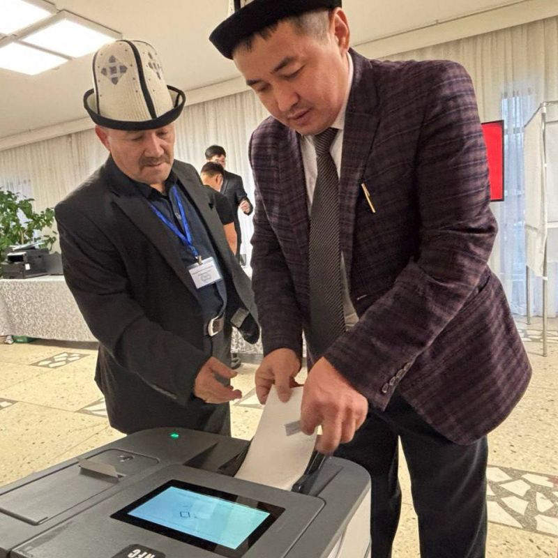 40              27  ,  -  