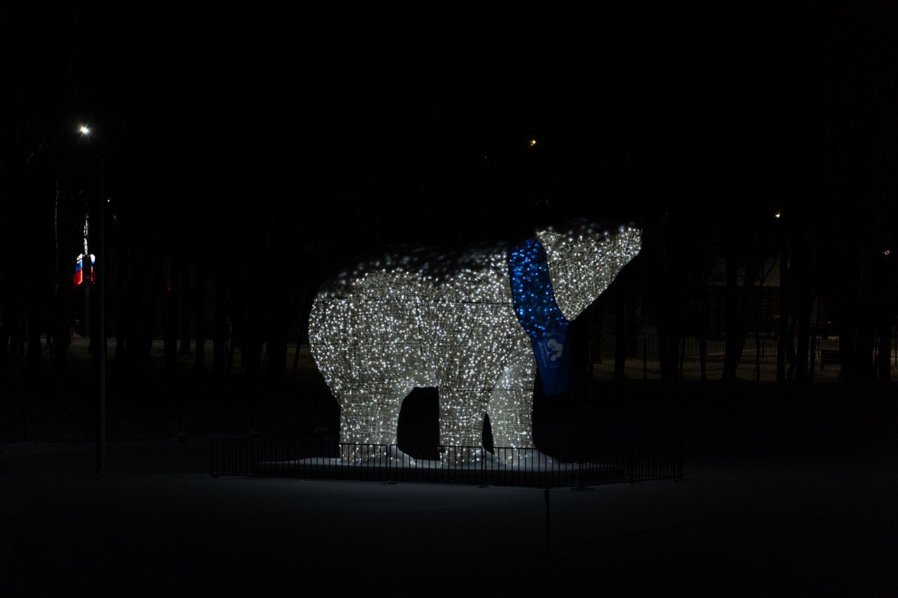 Десять елей украсят Южно-Сахалинск к Новому году Десять елей украсят Южно-Сахалинск к Новому году