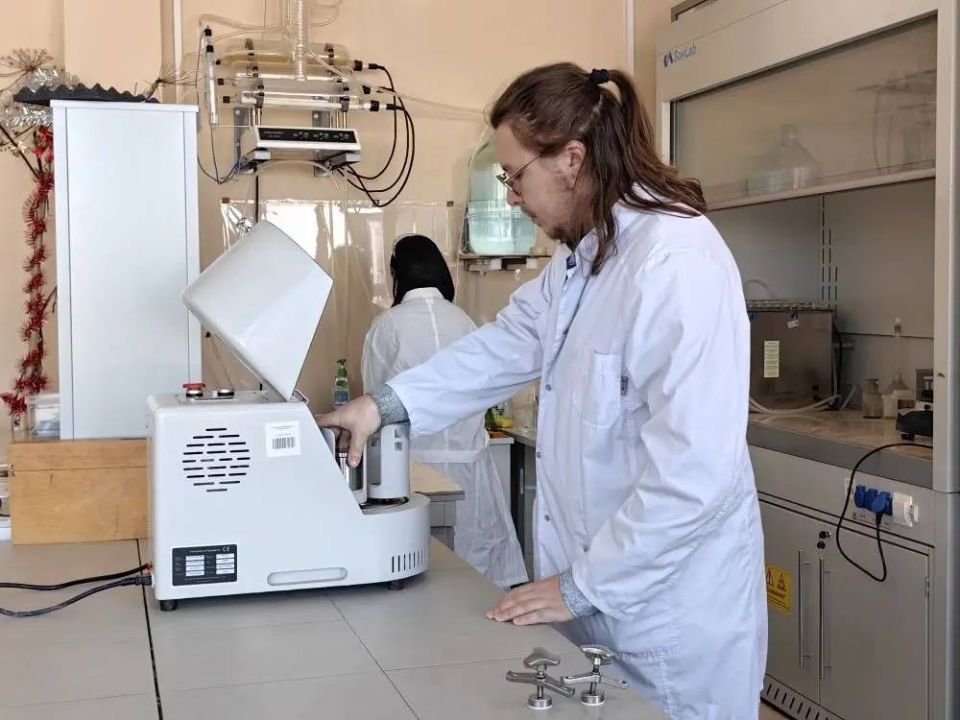 Учёные Сахалинского государственного университета создали материал для аккумуляторов будущего