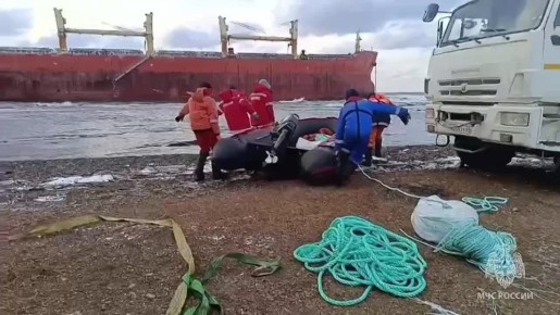 Экипаж китайского сухогруза «An Yang 2» благополучно эвакуирован на берег