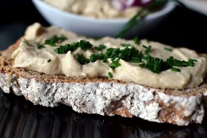 Секреты быстрого приготовления селедочного масла: кулинарный хит на каждый день