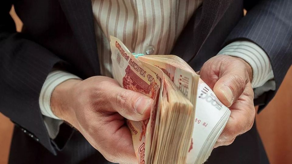 Заимствовать без процентов: выгодно или рискованно?