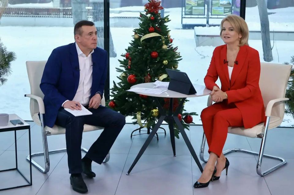 Вместе с моей командой приняла участие в прямой линии главы региона Валерия Игоревича Лимаренко, которая длилась более 2-х часов