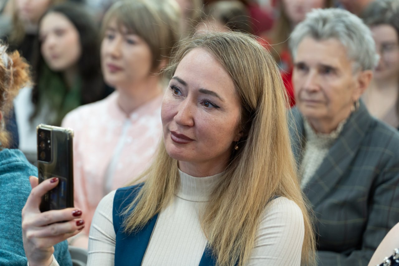 Сергей Надсадин: Друзья, сегодня особенный день – День добровольца! И я хочу сказать огромное спасибо каждому, кто не остаётся в стороне Сергей Надсадин: Друзья, сегодня особенный день – День добровольца! И я хочу сказать огромное спасибо каждому, кто не остаётся в стороне