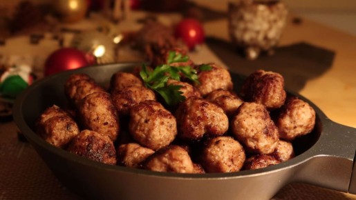 Хватит класть пресные фрикадельки в суп: приготовьте по-азиатски и подайте на второе