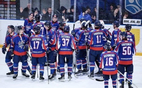 "Сахалинские Акулы" победили "Динамо-Карелию"