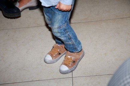 Спасаем любимые джинсы: уничтожаем зеленые следы травы за пару шагов