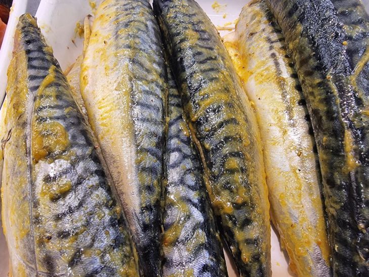 Зачем нужно есть скумбрию: полезные свойства рыбы, о которых многие забыли