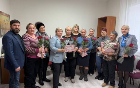 Наталья Захарчук с рабочей поездкой побывала в Углегорском округе