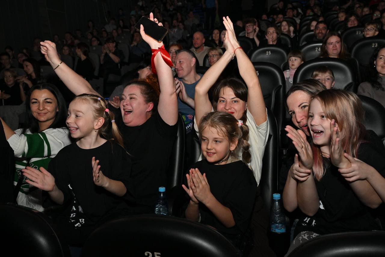 Коллективы из Хабаровска и Благовещенска приняли участие в сахалинских «Декабрьских вечерах» Коллективы из Хабаровска и Благовещенска приняли участие в сахалинских «Декабрьских вечерах»