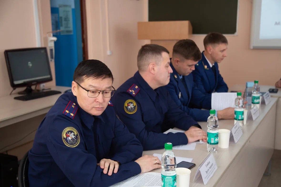 В Международный день борьбы с коррупцией в Южно-Сахалинске состоялась масштабная дискуссионная площадка «Коррупция: профилактика, контроль и ответственность» В Международный день борьбы с коррупцией в Южно-Сахалинске состоялась масштабная дискуссионная площадка «Коррупция: профилактика, контроль и ответственность»