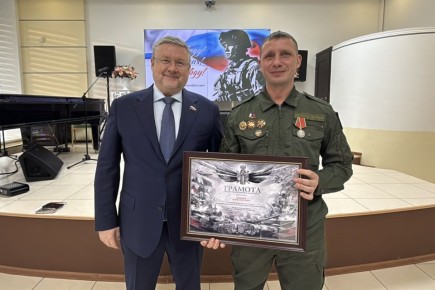 Депутата Георгия Карлова попросили сделать 3 сентября выходным днём