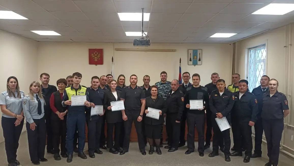 Сотрудники УМВД России по Сахалинской области повысили квалификацию в области первой помощи и тактической медицины Сотрудники УМВД России по Сахалинской области повысили квалификацию в области первой помощи и тактической медицины