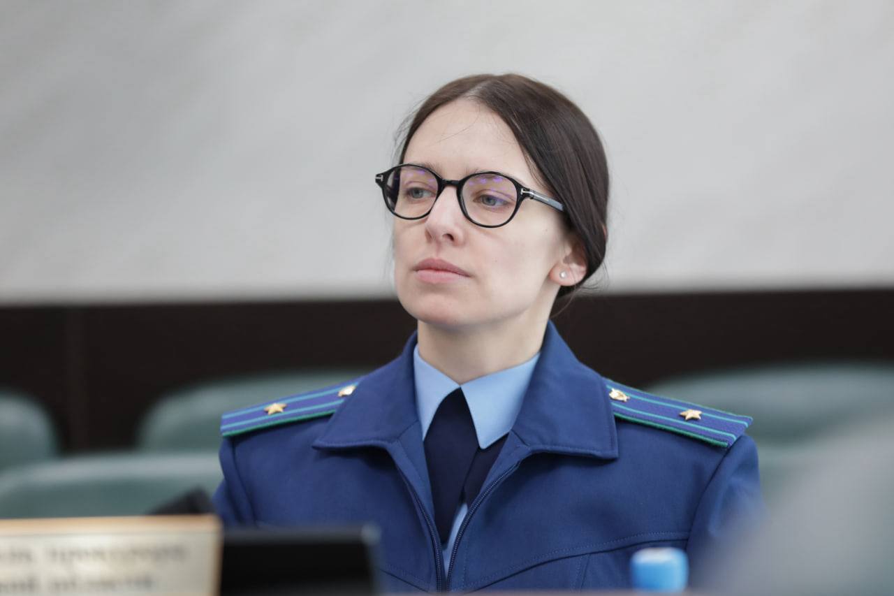 Сахалинские депутаты приняли к сведению трехлетний прогноз развития островного региона Сахалинские депутаты приняли к сведению трехлетний прогноз развития островного региона