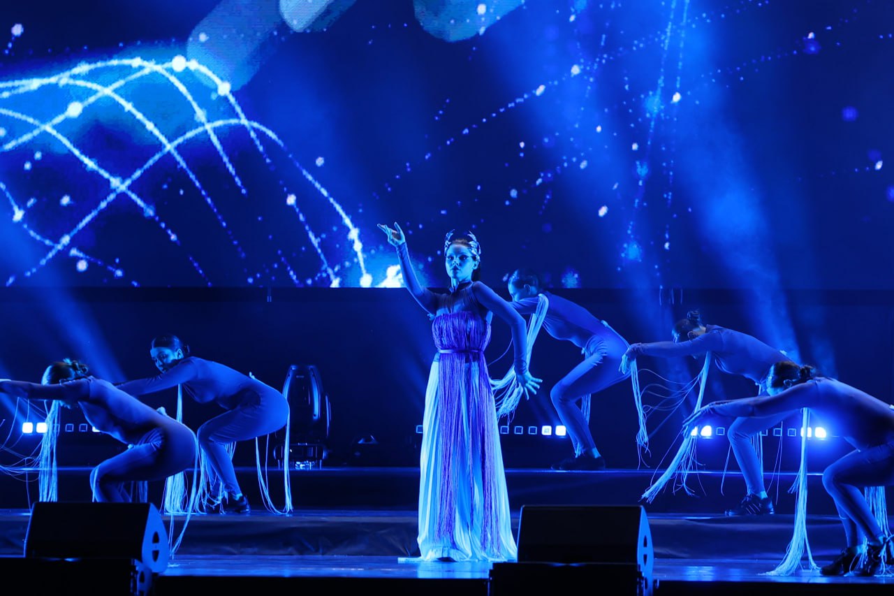 Южно-Сахалинск открыл крупнейший на Дальнем Востоке легкоатлетический манеж Южно-Сахалинск открыл крупнейший на Дальнем Востоке легкоатлетический манеж