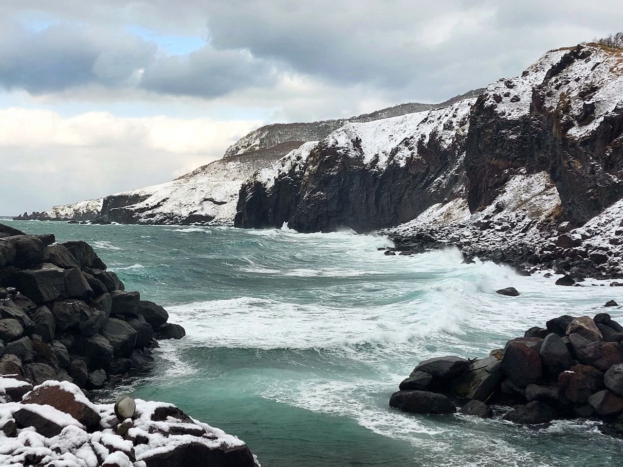 Вот такой зимний привет передала наша подписчица с Итурупа