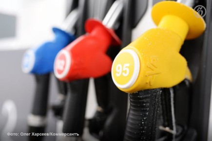 Продажа бензина АИ-95 в Москве стала прибыльной для АЗС впервые с конца июня