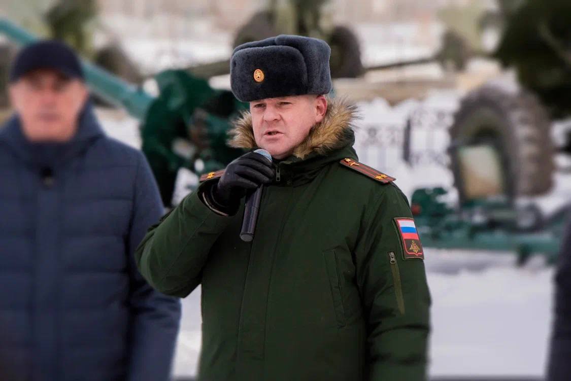 В Южно-Сахалинске торжественно открыли Аллею военной техники под открытым небом В Южно-Сахалинске торжественно открыли Аллею военной техники под открытым небом