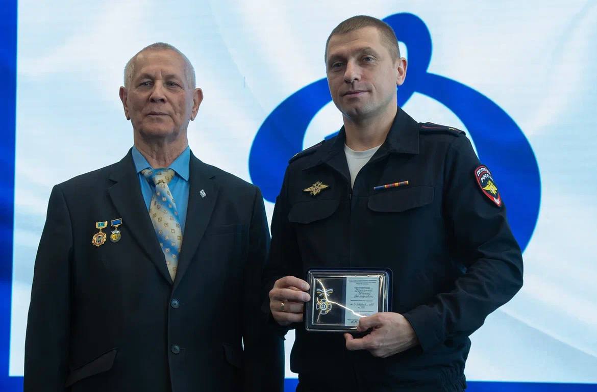 СИЛА В ДВИЖЕНИИ И В ЕДИНСТВЕ!