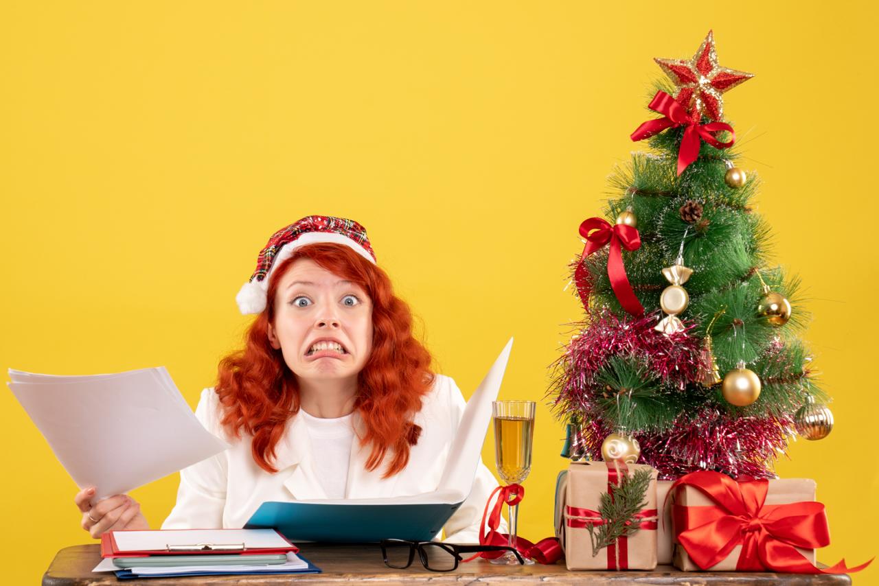 Работодатель не в праве принуждать сотрудника работать в новогодние праздники