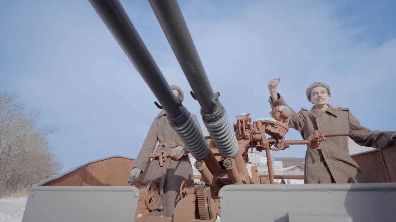 Сотрудники органов внутренних дел Сахалинской области и члены их семей приняли участие в торжественном открытии Аллеи военной техники под открытым небом в городе Южно-Сахалинск Сотрудники органов внутренних дел Сахалинской области и члены их семей приняли участие в торжественном открытии Аллеи военной техники под открытым небом в городе Южно-Сахалинск