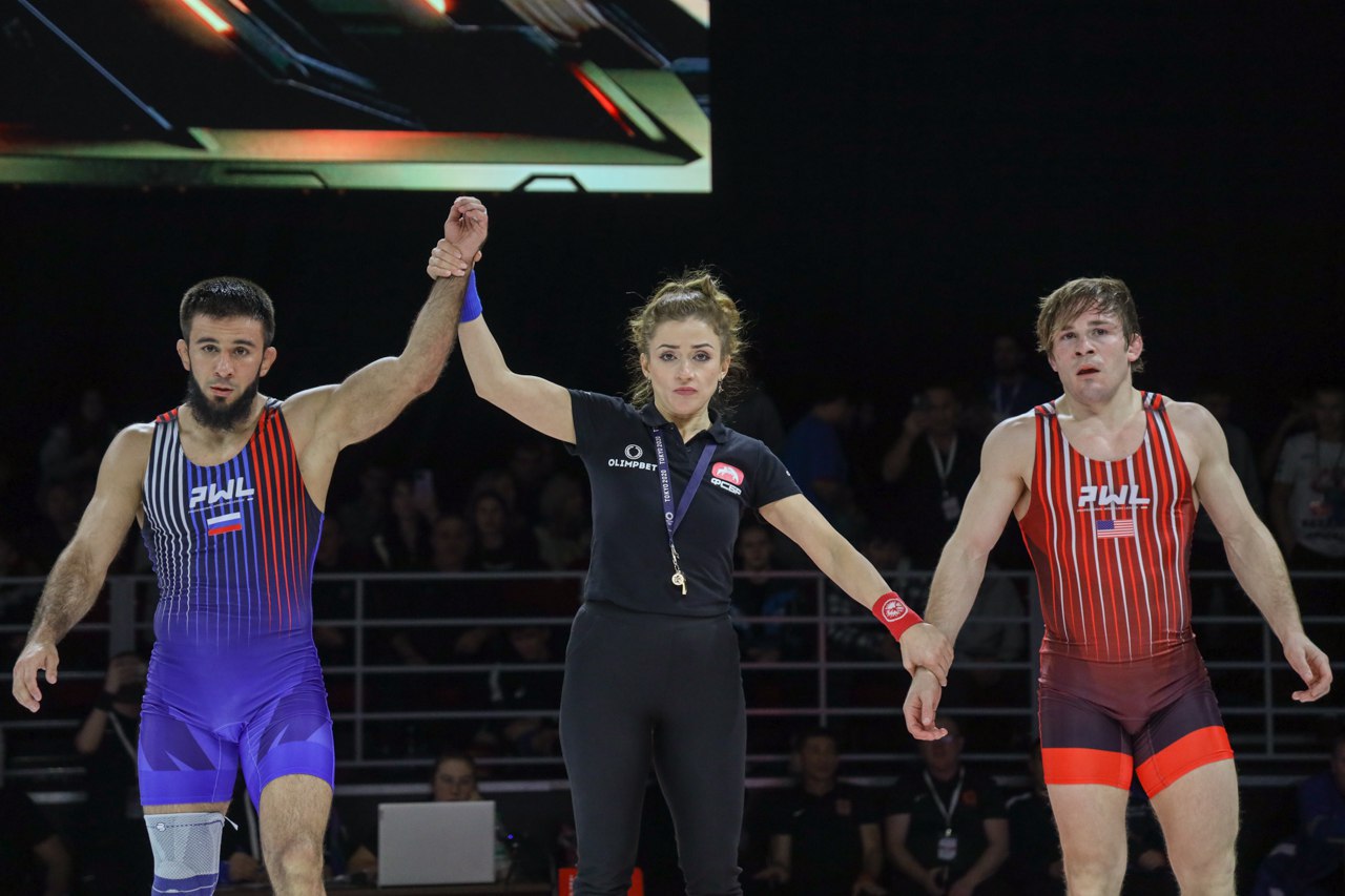 На Сахалине провели международный турнир по спортивной борьбе с участием олимпийских чемпионов На Сахалине провели международный турнир по спортивной борьбе с участием олимпийских чемпионов