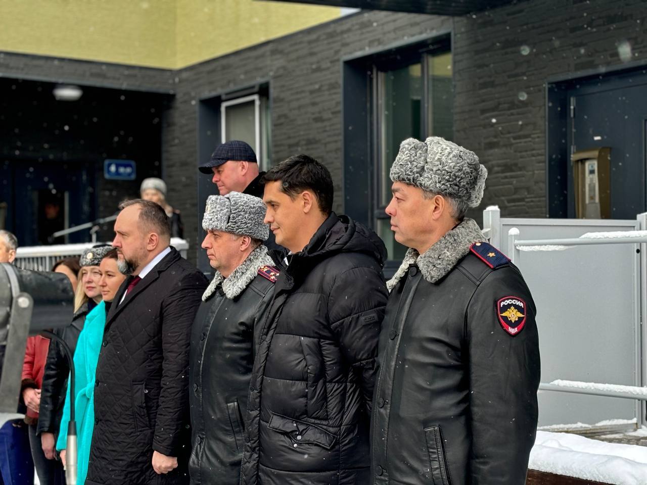 Ваш надежный тыл — наша общая задача Ваш надежный тыл — наша общая задача