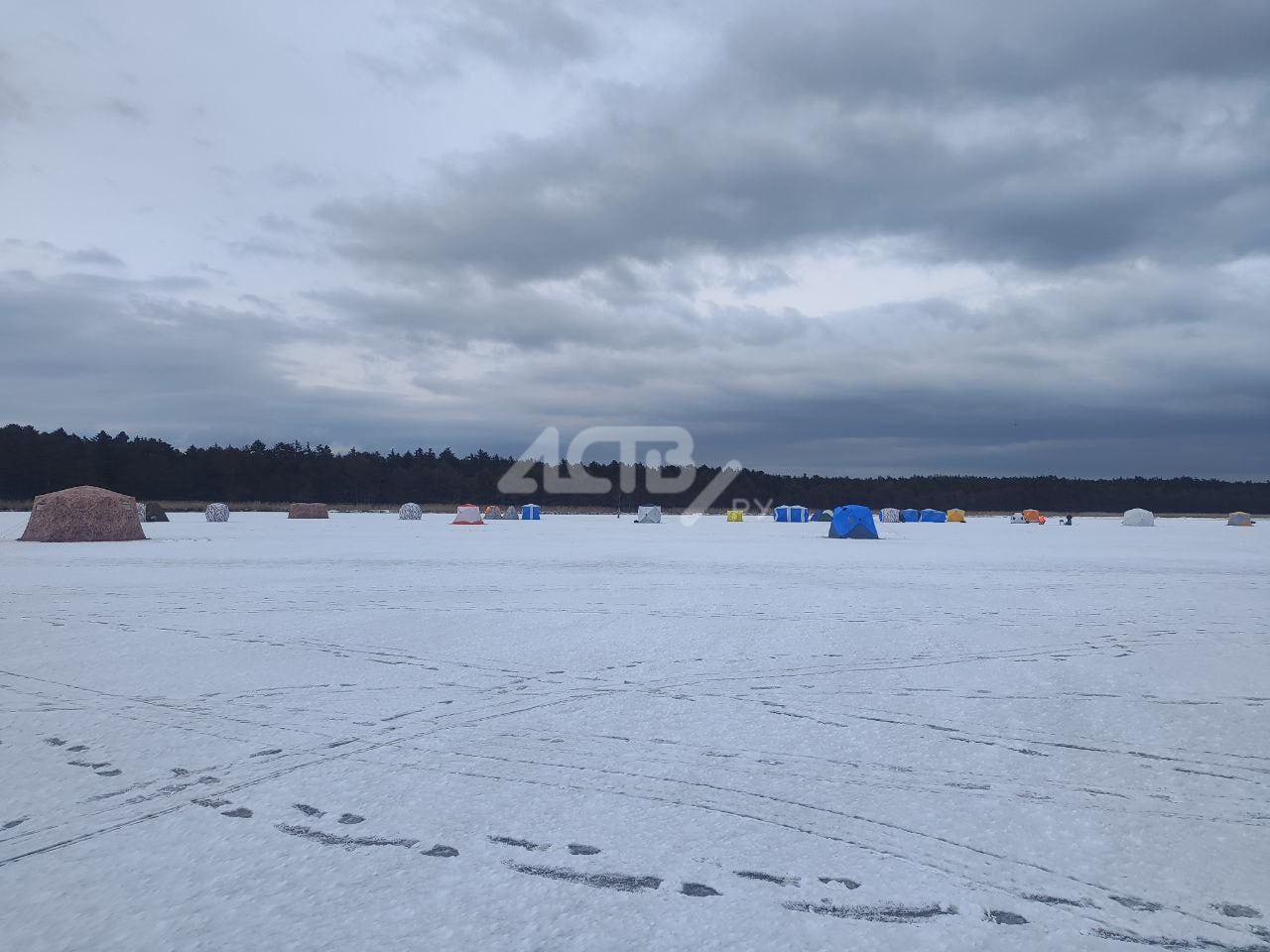 Потерпите немного: специалисты рассказали, когда сформируется прочный лёд на Малом Буссе Потерпите немного: специалисты рассказали, когда сформируется прочный лёд на Малом Буссе