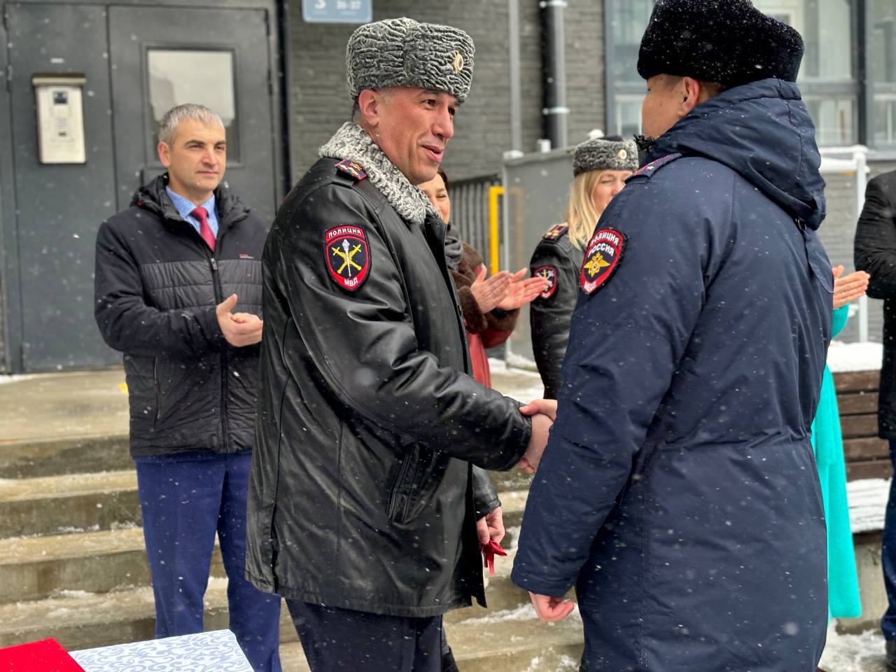 Ваш надежный тыл — наша общая задача Ваш надежный тыл — наша общая задача