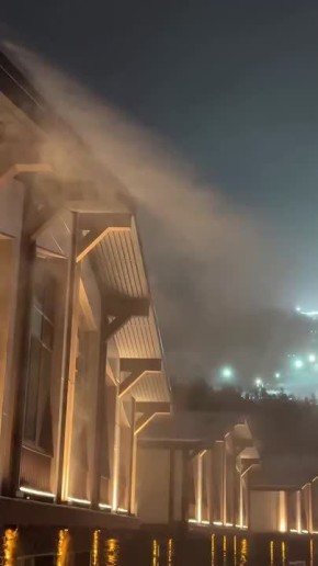 Красота зимы в деталях на улицах Южно-Сахалинска